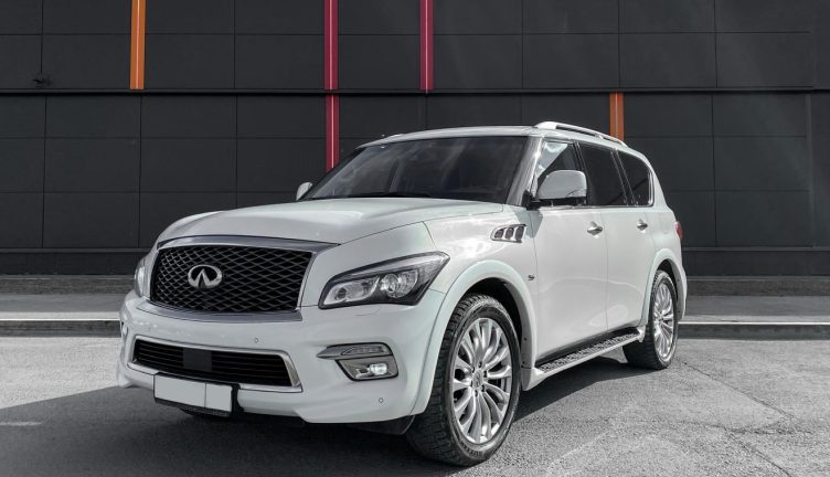 Infiniti QX80