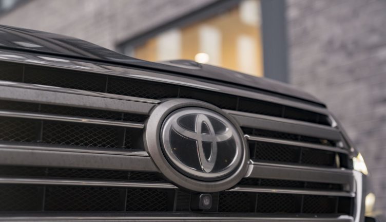 Toyota Land Cruiser 200 Toyota Land Cruiser 200